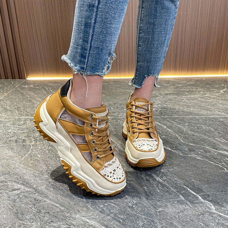 LD | Bohemien en coole sportschoenen