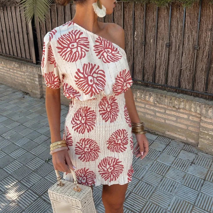 LD | One-shoulder jurk