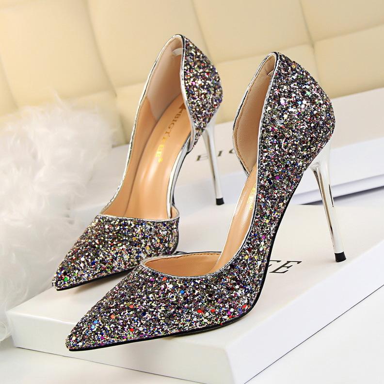 LD | Elegante glinsterende naaldhakken