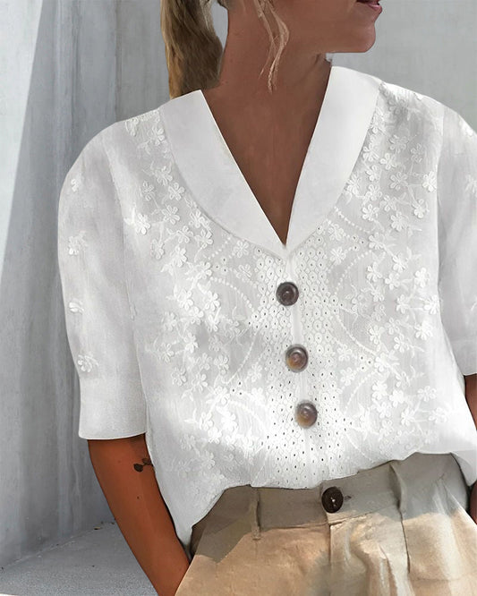 LD | Getailleerde en luchtige blouse