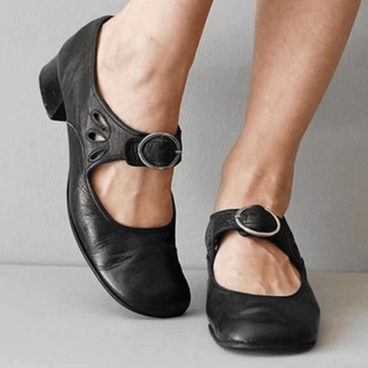 LD | Schoenen met lage hakken en gesp