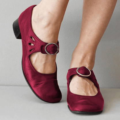 LD | Schoenen met lage hakken en gesp