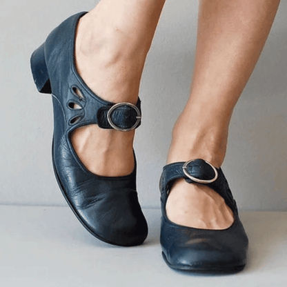 LD | Schoenen met lage hakken en gesp