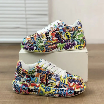 LD | Levendige sportschoenen in graffitistijl