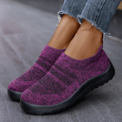 LD | Lichtgewicht gebreide slip-on sneakers