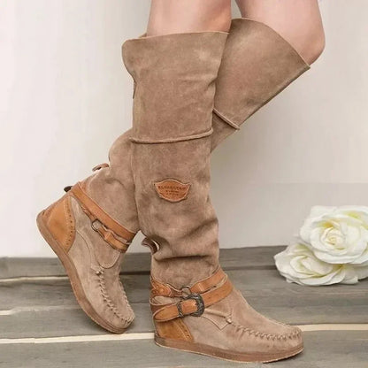 Boho-geïnspireerde kniehoge mocassins