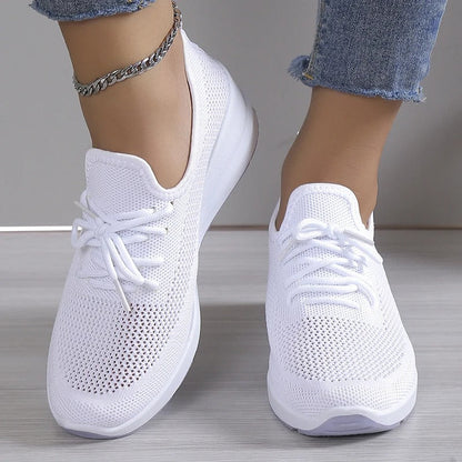 LD | Gebreide sneaker met vetersluiting