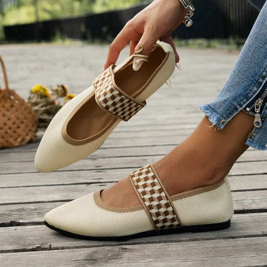 LD | Elegante taps toelopende flats met geruite band