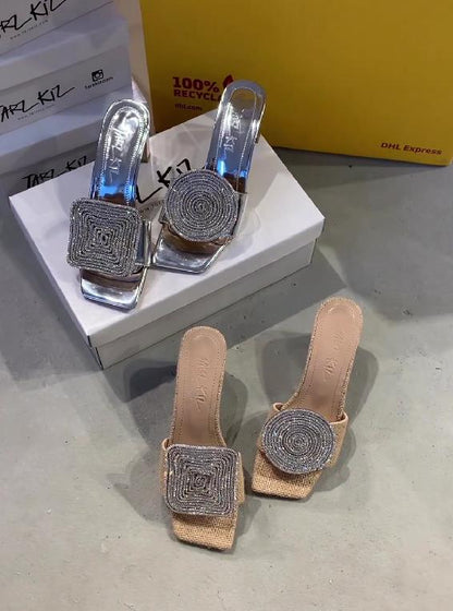 Vierkante ronde sandalen met hak