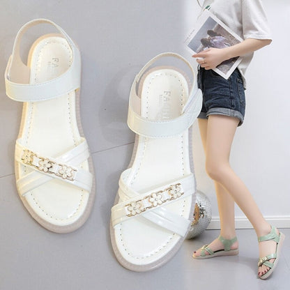 LD | Vrouwelijke en luchtige sandalen